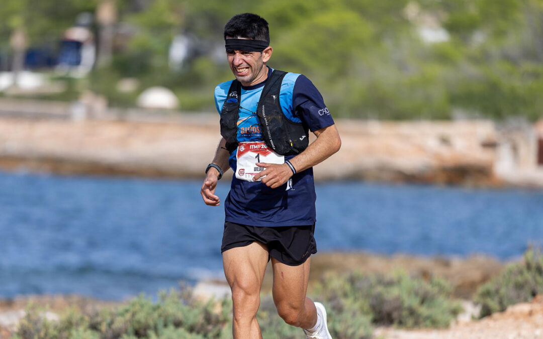 Wiliam Aveiro y Sara Lorenzo conquistan la Ibiza Trail Maratón